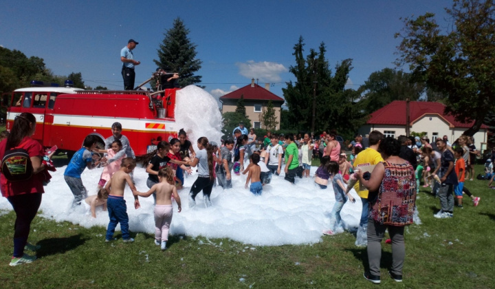 MDD 2019 +Váľanie mája