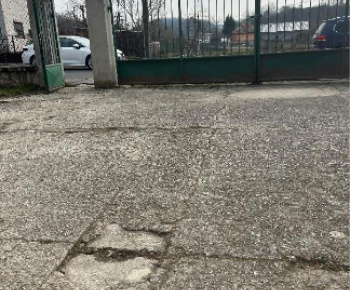 Aktuality / Vstup do Základnej školy v Mučíne dostal novú podobu vďaka podpore Nadácie Veolia - foto